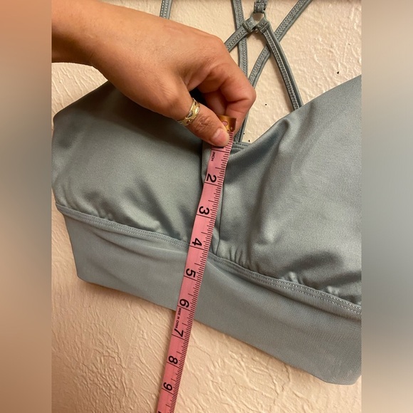 ALO Yoga bra - Picture 8 of 10
